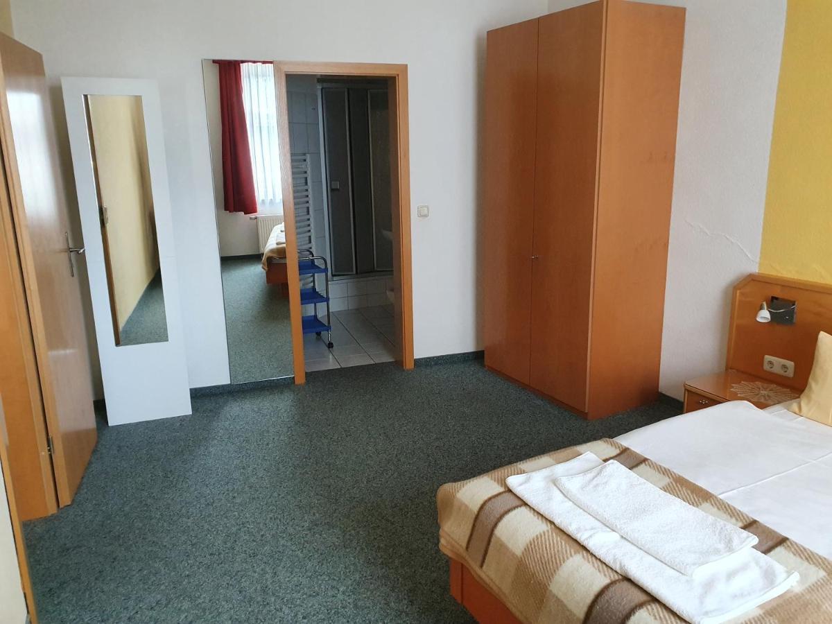 Hotel Peenebrücke 3*